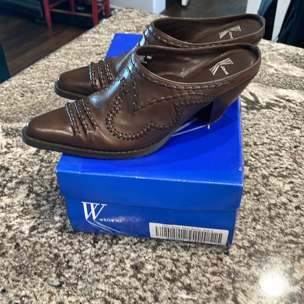 White mt. Boots/mules
